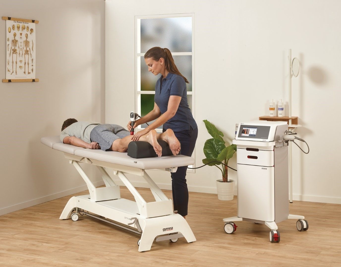 GYMNA SHOCKMASTER 500 PRO ESWT SHOCKWAVE/ INCLUDING 5.0 MILLION SHOCKS & 3X FREE APPLICATORS photo