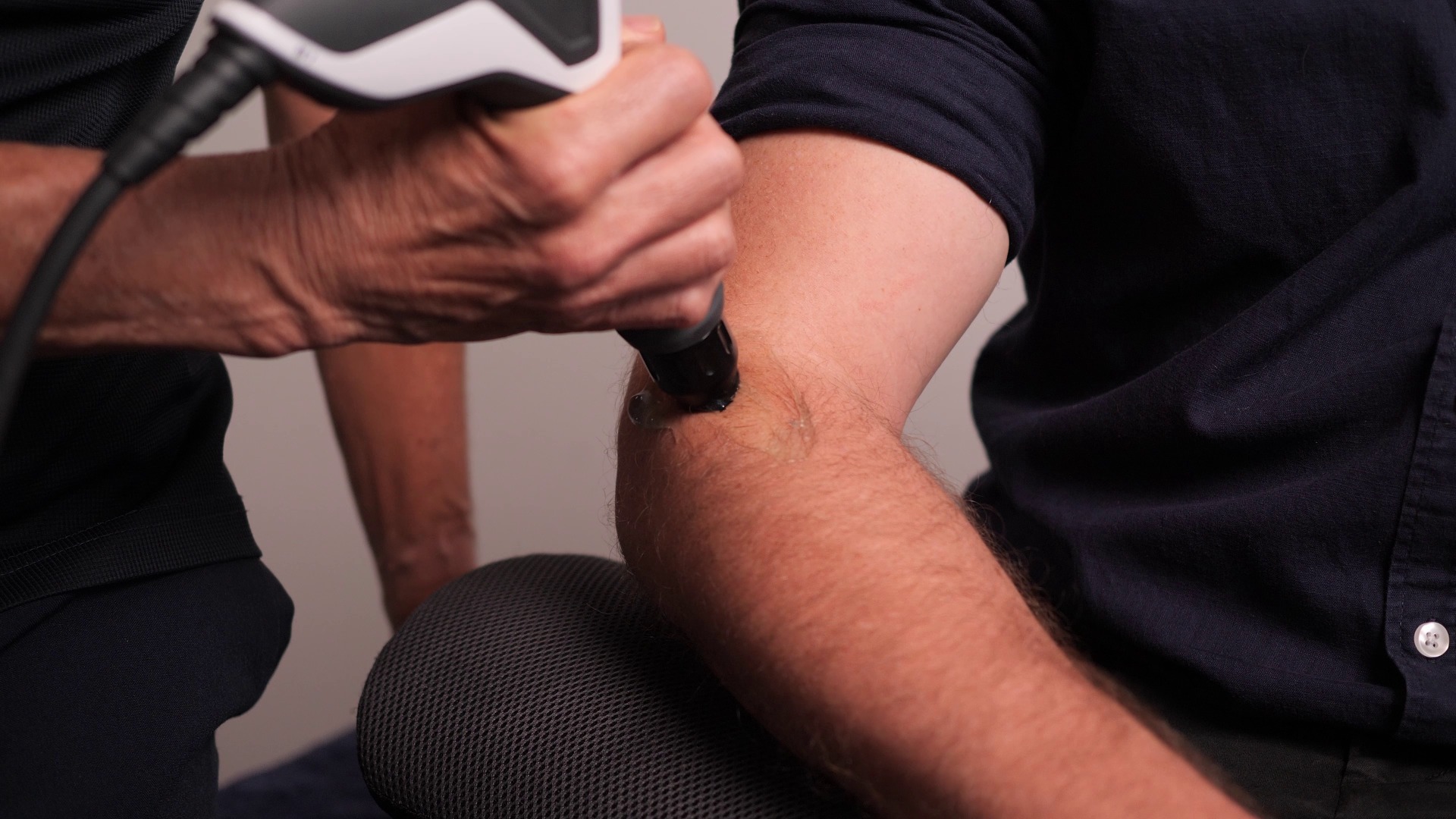 GymnaShockwaveTherapy